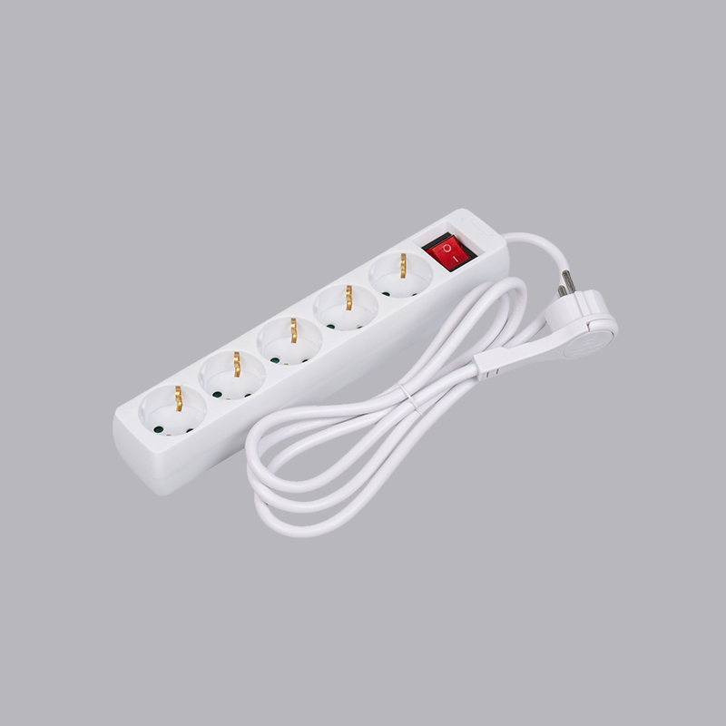LOB-05KL Tysk type rektangulær formet 5-veis strømskinne med trekkring og bryter Multi-Socket