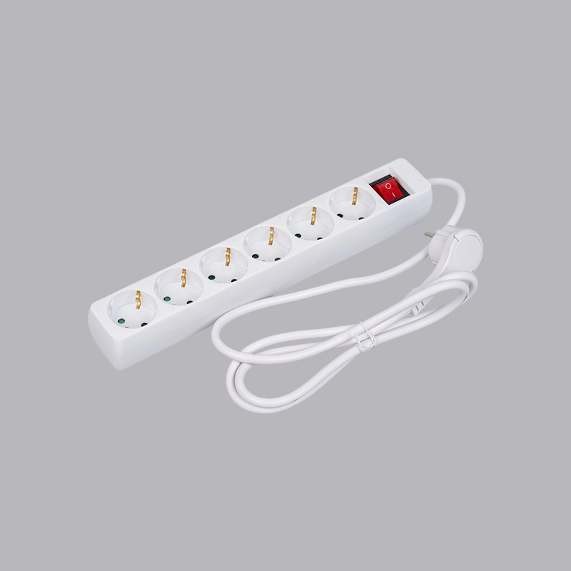 LOB-06KL Tysk type rektangulært formet 6-veis strømskinne med trekkring og bryter Multi-Socket