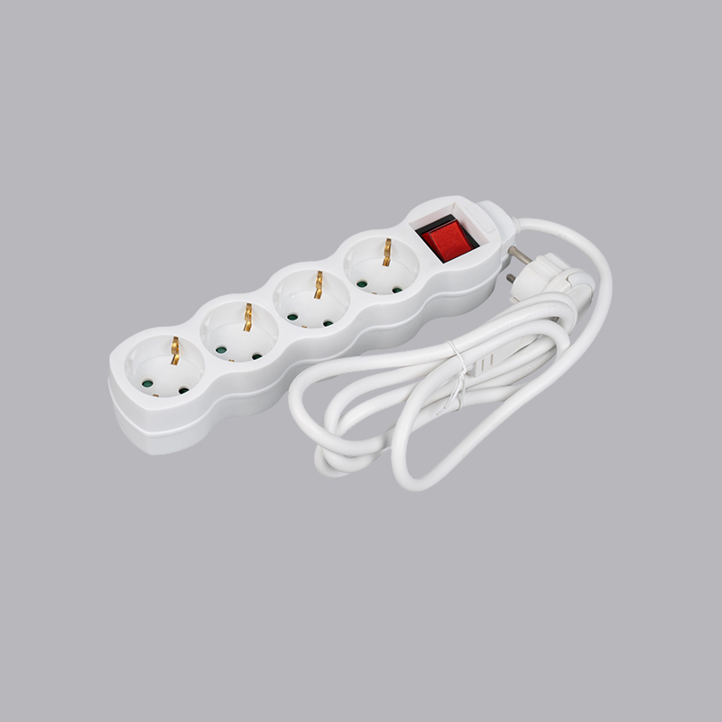 LOG-04KL Tysk type kalebassformet 4-veis strømskinne med trekkring og bryter Multi-Socket