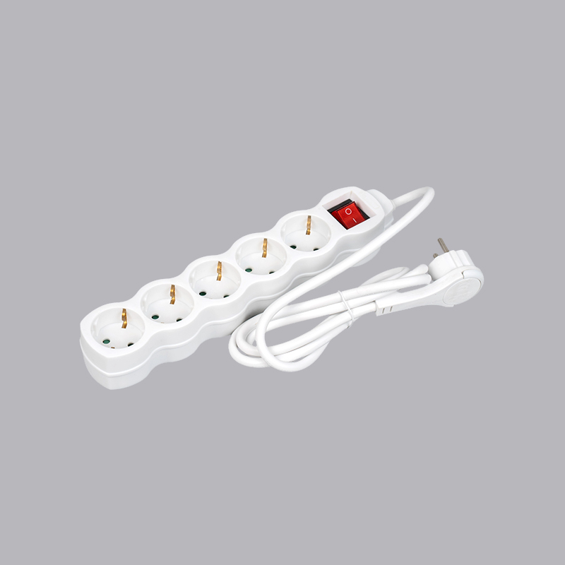 LOG-05KL Tysk type kalebassformet 5-veis strømskinne med trekkring og bryter Multi-Socket