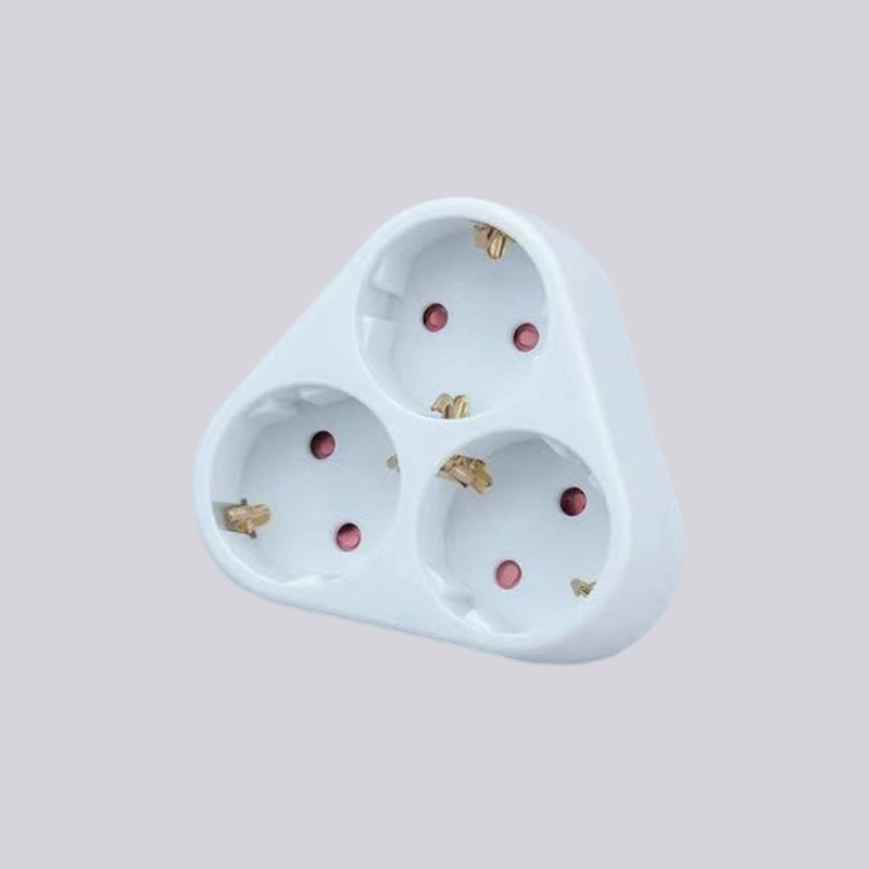 G01-03A tysk type tre runde plugger trekantet adapter